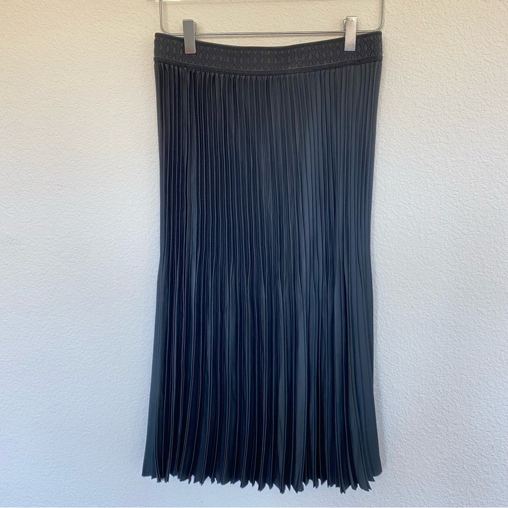 NWT ANTONELLE Pleated Black Midi Skirt | Sz 2